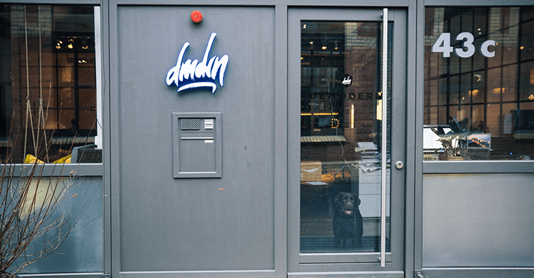 THIS IS US: Das Demodern Büro in Köln